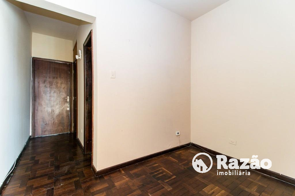 Apartamento para locacao no Centro em Curitiba com 35,5m² por R$ 1.200,00