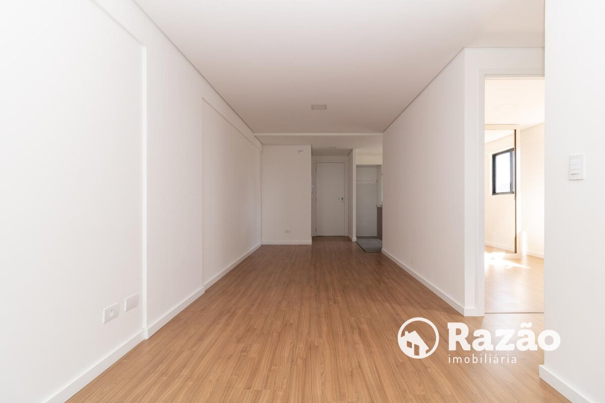 Apartamento para locacao no Cajuru em Curitiba com 72m² por R$ 3.300,00