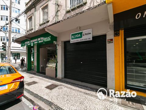 Loja para locacao no Centro em Curitiba com 51m² por R$ 3.800,00