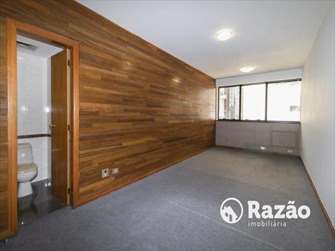 Imóveis Comerciais para venda no Centro em Curitiba com 34m² por R$ 230.000,00