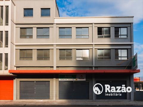 Loja para locacao no Centro em Curitiba com 97,00m² por R$ 2.900,00