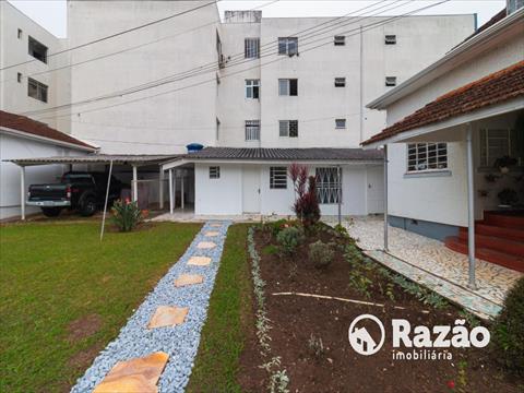 Casa Residencial para locacao no Alto da Glória em Curitiba com 0m² por R$ 1.300,00