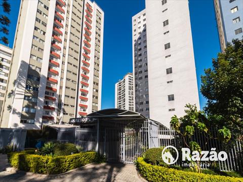 Apartamento para locacao no Cristo Rei em Curitiba com 52,40m² por R$ 1.600,00