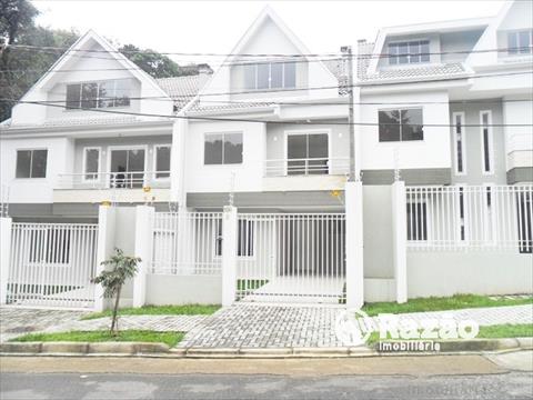 Sobrado para locacao no São Lourenço em Curitiba com 146,00m² por R$ 4.200,00