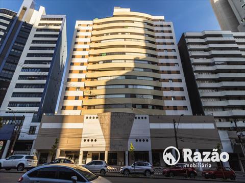 Apartamento para locacao no Água Verde em Curitiba com 326,26m² por R$ 11.000,00