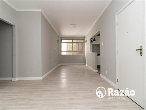 Apartamento para locacao no Centro em Curitiba com 110m² por R$ 3.900,00