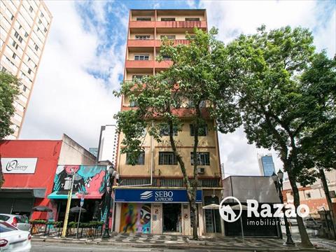 Apartamento para locacao no Centro em Curitiba com 52m² por R$ 2.000,00