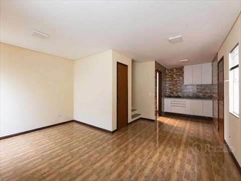 Sobrado para locacao no Santa Felicidade em Curitiba com 92m² por R$ 2.900,00