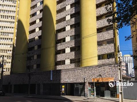 Loja para locacao no Centro em Curitiba com 29m² por R$ 690,00