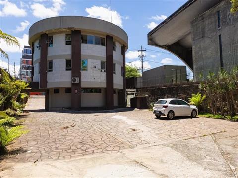 Imóveis Comerciais para locacao no Portão em Curitiba com 150m² por R$ 8.900,00
