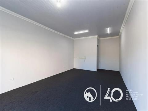 Ponto de Comércio para locacao no Cristo Rei em Curitiba com 30m² por R$ 1.000,00