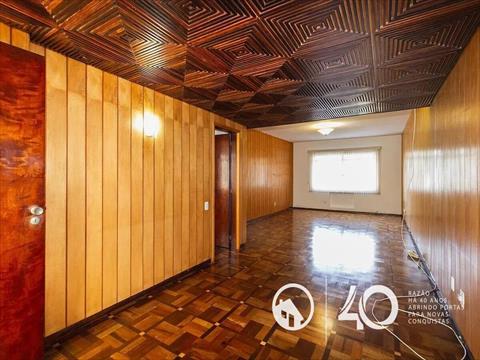 Apartamento para locacao no Centro em Curitiba com 130m² por R$ 2.610,00