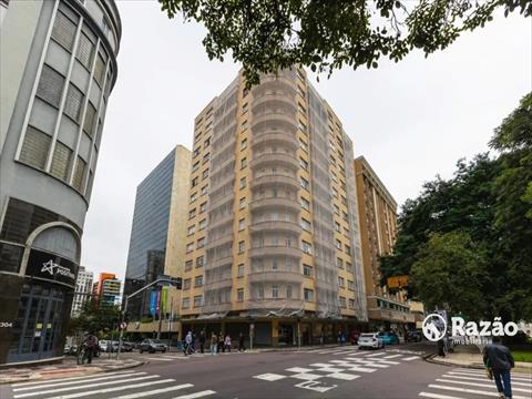 Apartamento para venda no Centro em Curitiba com 71m² por R$ 380.000,00