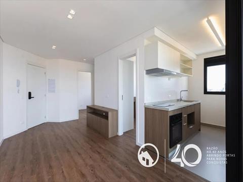 Apartamento para locacao no Centro em Curitiba com 51m² por R$ 3.900,00