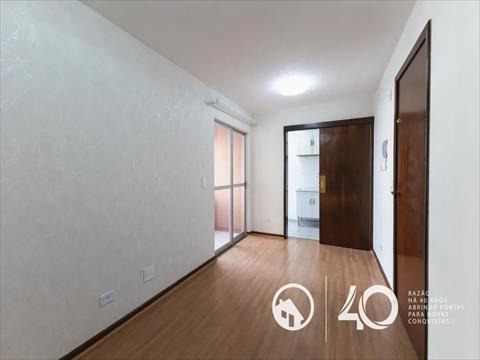 Apartamento para locacao no Cabral em Curitiba com 54m² por R$ 2.400,00