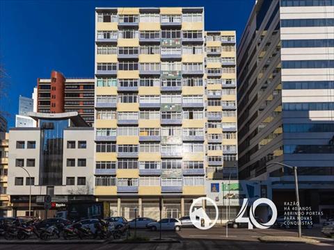 Apartamento para locacao no Centro em Curitiba com 0m² por R$ 2.400,00