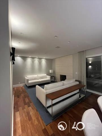 Apartamento para locacao no Real Parque em São Paulo com 185m² por R$ 14.000,00