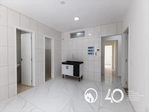Studio para locacao no Centro em Curitiba com 15m² por R$ 1.266,00