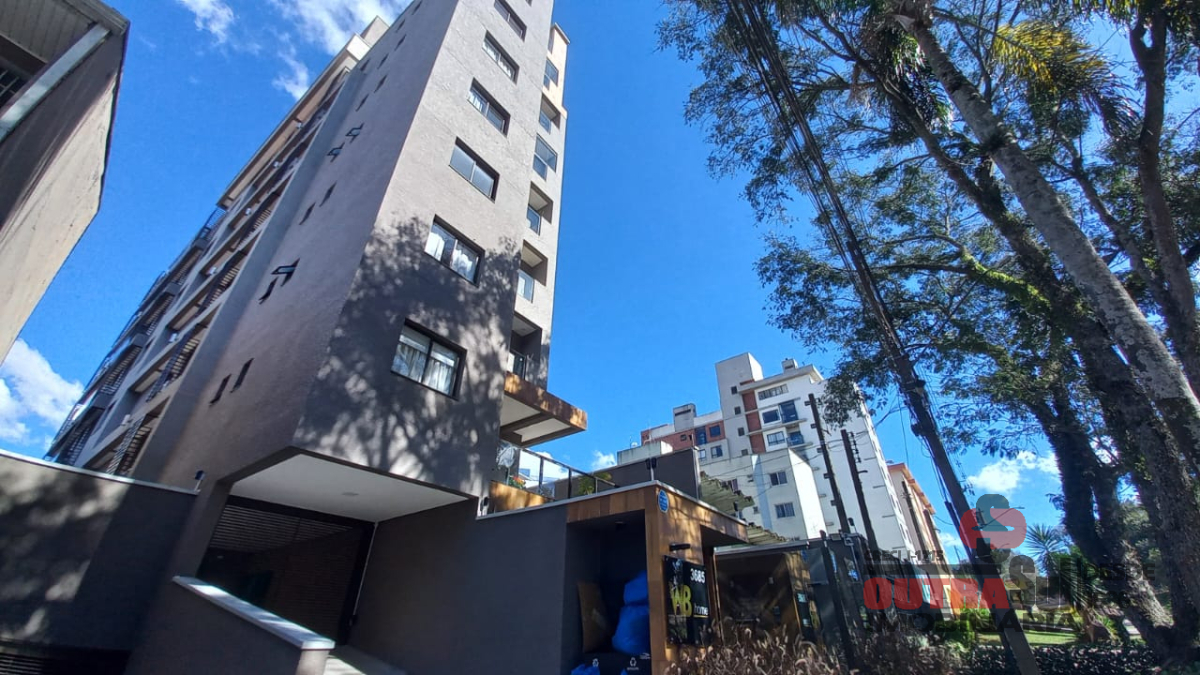 Apartamento para locacao no Guaira em Curitiba com 70m² por R$ 2.200,00