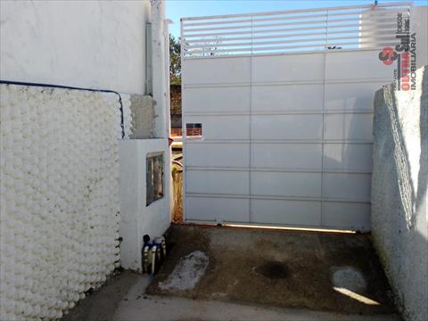 Casa Residencial para locacao no Xaxim em Curitiba com 0m² por R$ 1.350,00