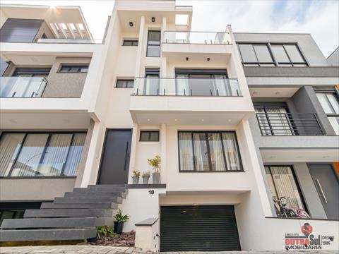 Casa Residencial para venda no Pinheirinho em Curitiba com 214,58m² por R$ 1.350.000,00