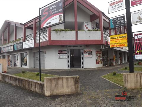 Loja para locacao no Capão Raso em Curitiba com 40m² por R$ 1.700,00