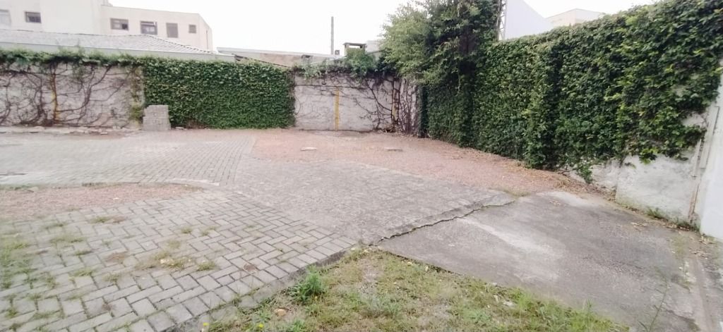 Terreno para locacao no Juvevê em Curitiba com 528,00m² por R$ 4.250,00