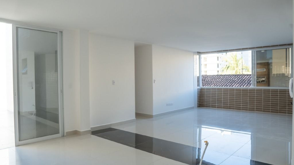 Apartamento para venda no Centro em Matinhos com 175,00m² por R$ 1.590.000,00