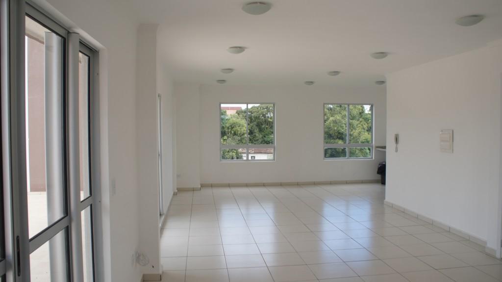 Apartamento para locacao no Jardim Cláudia em Pinhais com 106,00m² por R$ 1.700,00