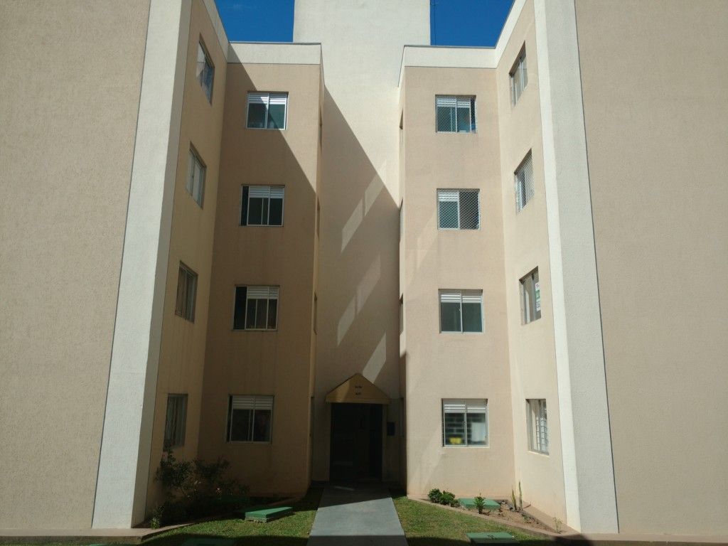 Apartamento para locacao no Santa Cândida em Curitiba com 65,00m² por R$ 1.600,00