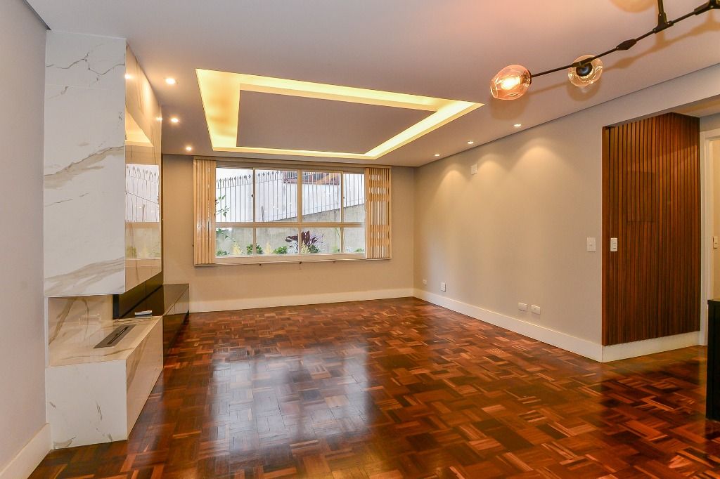 Apartamento para locacao no Água Verde em Curitiba com 119m² por R$ 3.600,00