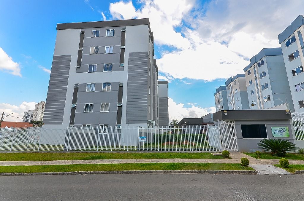 Apartamento para locacao no Cidade Industrial em Curitiba com 88m² por R$ 2.450,00