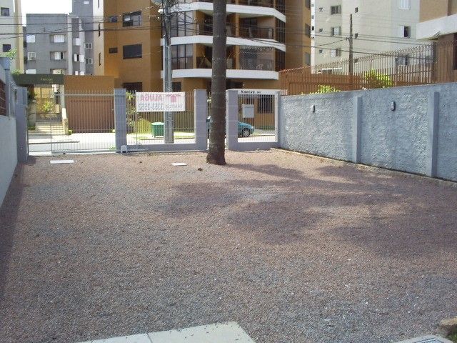 Imóveis Comerciais para locacao no Alto da Glória em Curitiba com 77m² por R$ 2.250,00