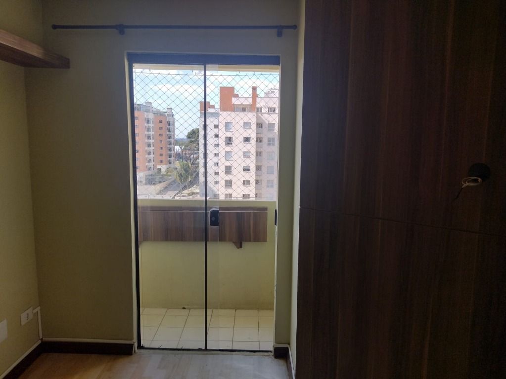 Apartamento para locacao no Cristo Rei em Curitiba com 46,00m² por R$ 1.250,00