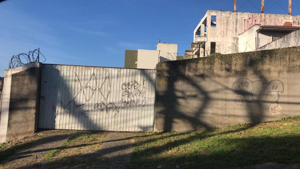 Terreno para locacao no Portão em Curitiba com 1.256,00m² por R$ 5.500,00