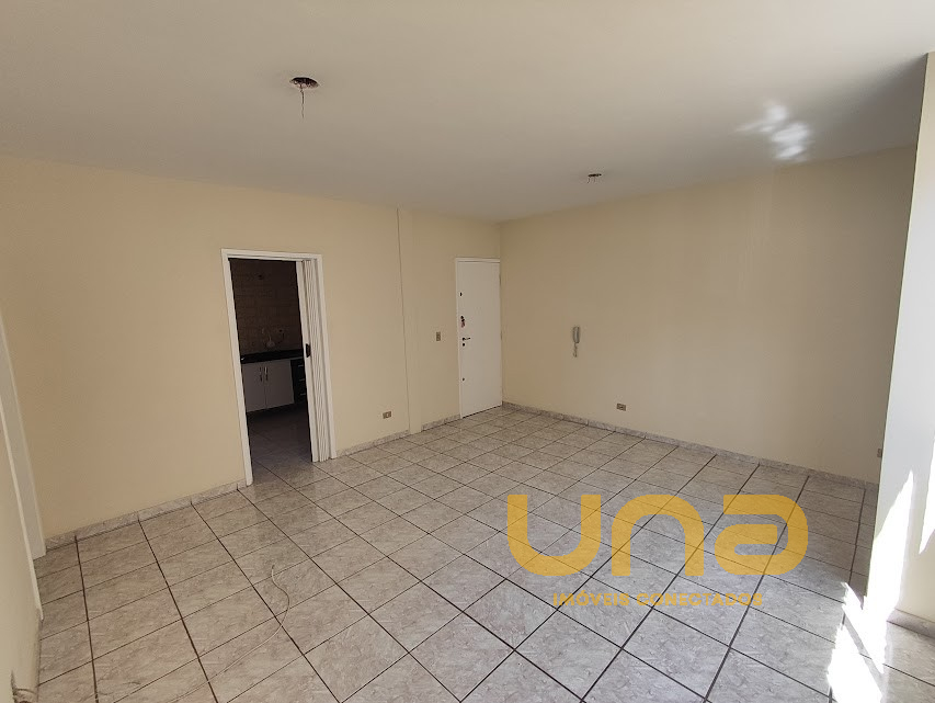 Apartamento para locacao no Agua Verde em Curitiba com 133m² por R$ 2.500,00