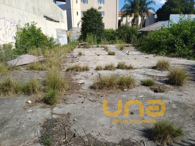 Terreno para locacao no Cabral em Curitiba com 480m² por R$ 2.800,00