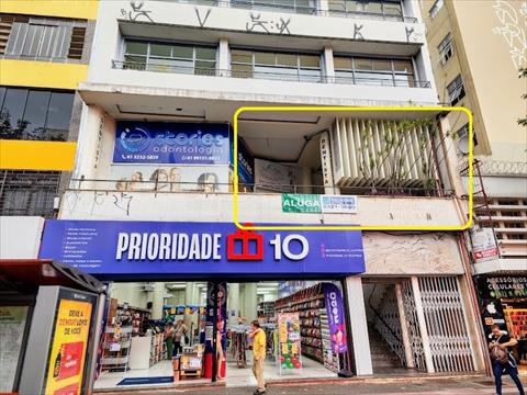 Imóveis Comerciais para locacao no Centro em Curitiba com 250m² por R$ 8.800,00