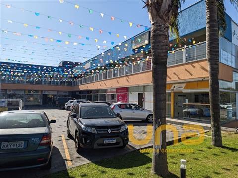 Loja para locacao no Novo Mundo em Curitiba com 30m² por R$ 1.200,00