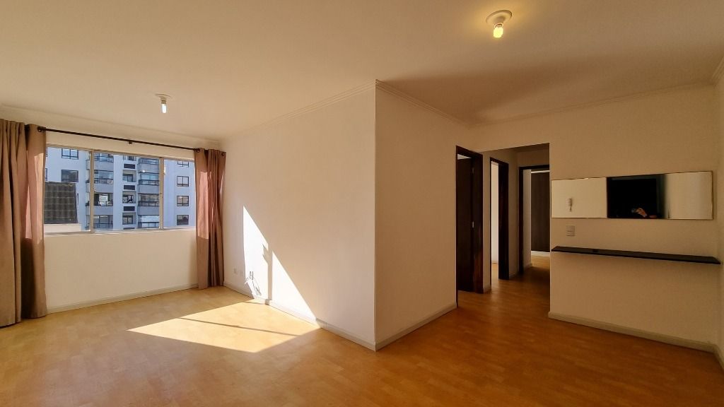 Apartamento para locacao no Bigorrilho em Curitiba com 109,00m² por R$ 2.200,00