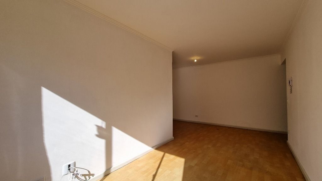 Apartamento para locacao no Bigorrilho em Curitiba com 109,00m² por R$ 2.200,00