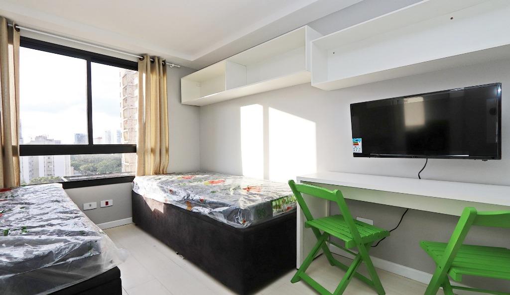 Apartamento para locacao no Centro em Curitiba com 26,00m² por R$ 1.750,00