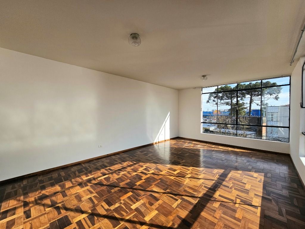 Apartamento para locacao no Rebouças em Curitiba com 152,00m² por R$ 2.700,00