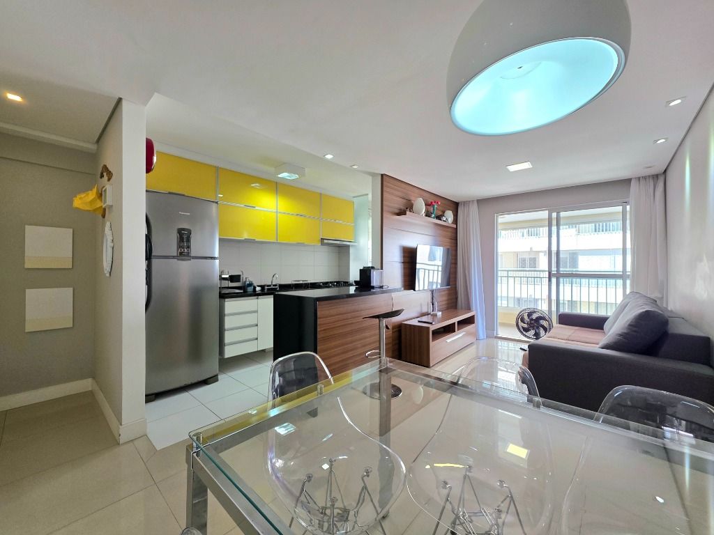 Apartamento para locacao no Novo Mundo em Curitiba com 136,00m² por R$ 4.000,00