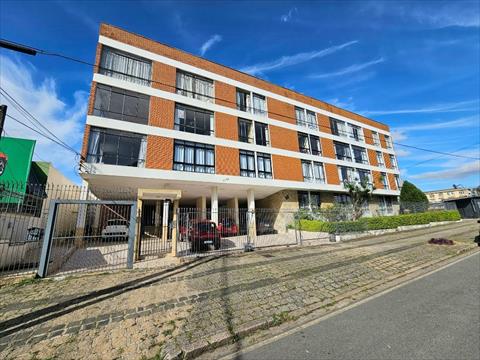 Apartamento para locacao no Rebouças em Curitiba com 152,00m² por R$ 2.700,00