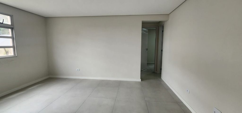 Apartamento para locacao no Santa Cândida em Curitiba com 63,00m² por R$ 1.650,00