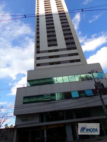 Loja para locacao no Centro em Curitiba com 142,00m² por R$ 4.200,00