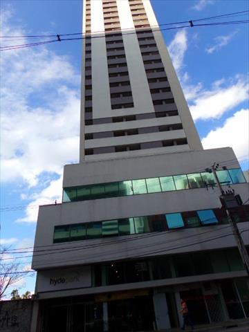 Loja para locacao no Centro em Curitiba com 142,00m² por R$ 4.200,00