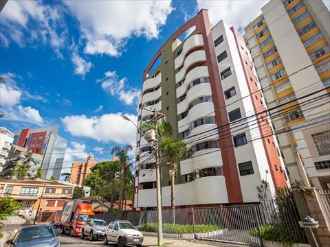 Apartamento para locacao no Centro Cívico em Curitiba com 256,00m² por R$ 6.500,00