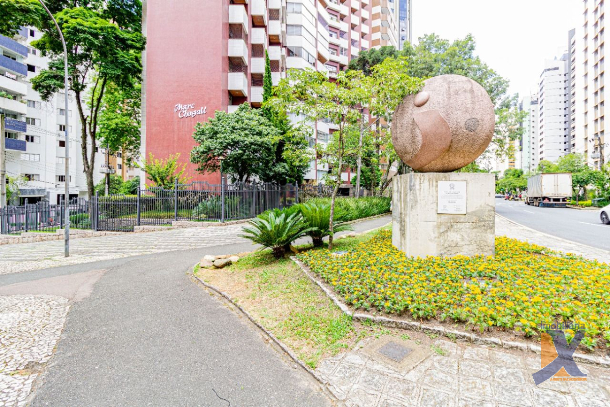 Apartamento para locacao no Batel em Curitiba com 321,00m² por R$ 4.500,00